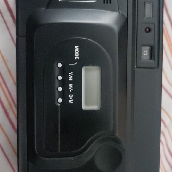 Vintage Argus C640 Focus Free 35mm Motorized Camera - Picture 3 of 4